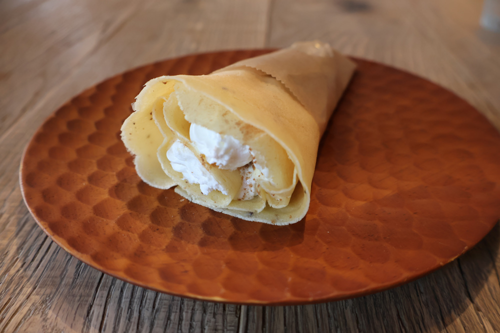 最後はクレープをつまみ食い