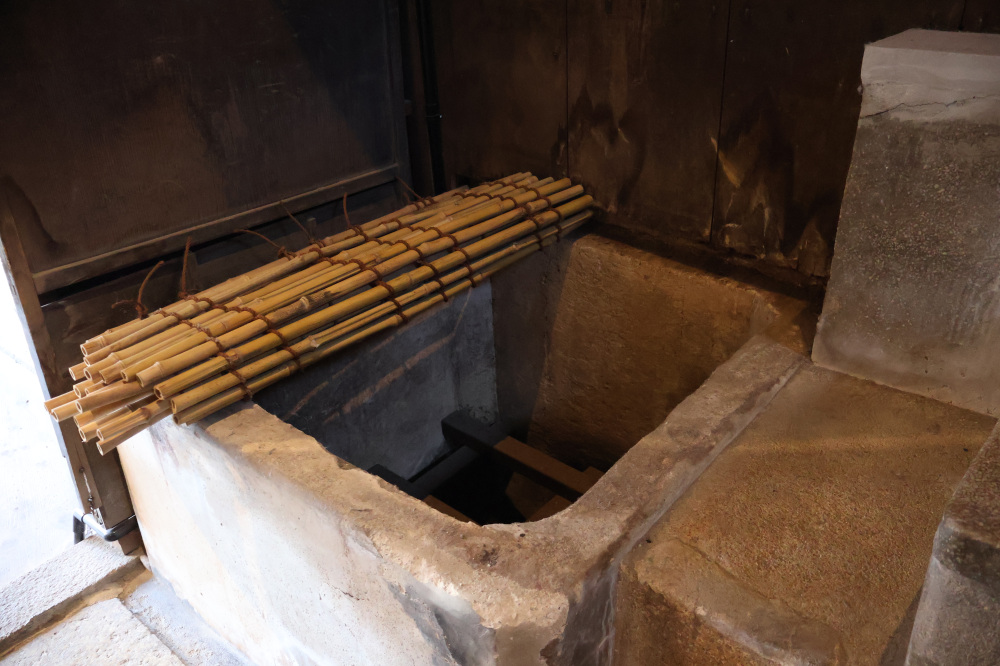 店舗裏にある井戸