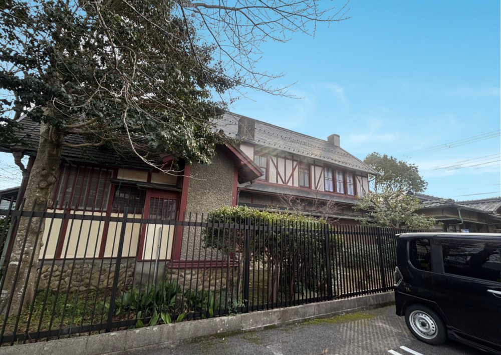 こちら側は和の雰囲気。