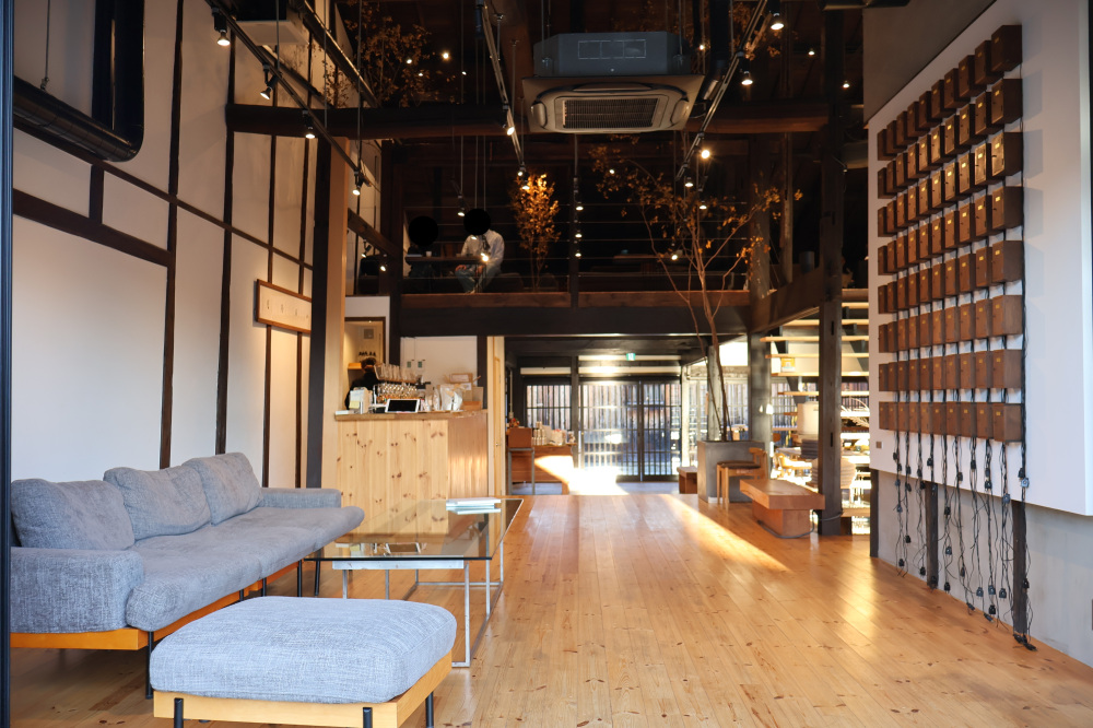 開放的な空間の店内