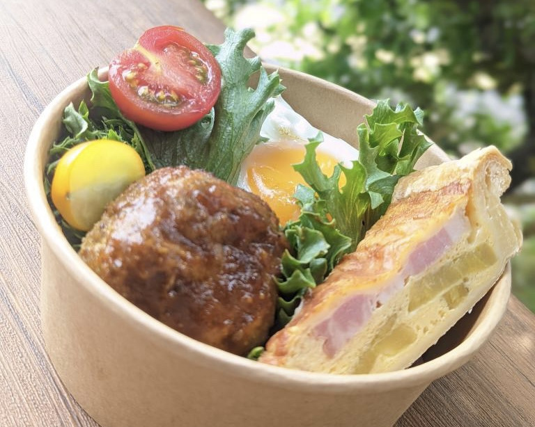 キッシュ＆ロコモコ丼 1400円