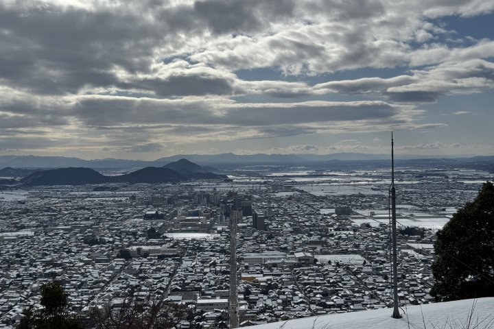 【元旦は6:00から運行】八幡山から初日の出を見ませんか？？